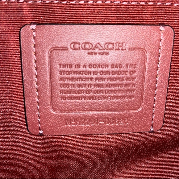 Coach leather purse New - Picture 4 of 13
